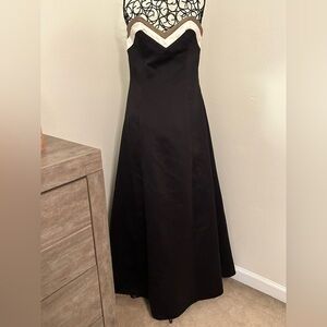Elegant Black Evening Gown 👗 Prom Dress